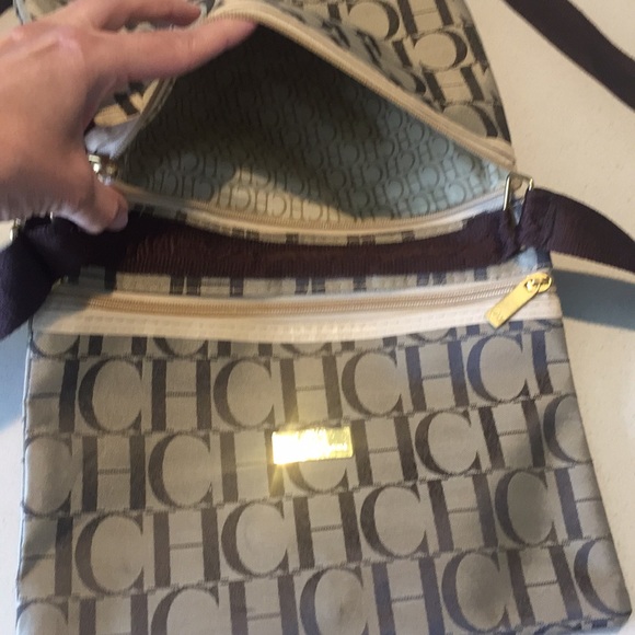 ❌ SOLD 🛍Carolina Herrera Crossbody bag - Picture 5 of 5